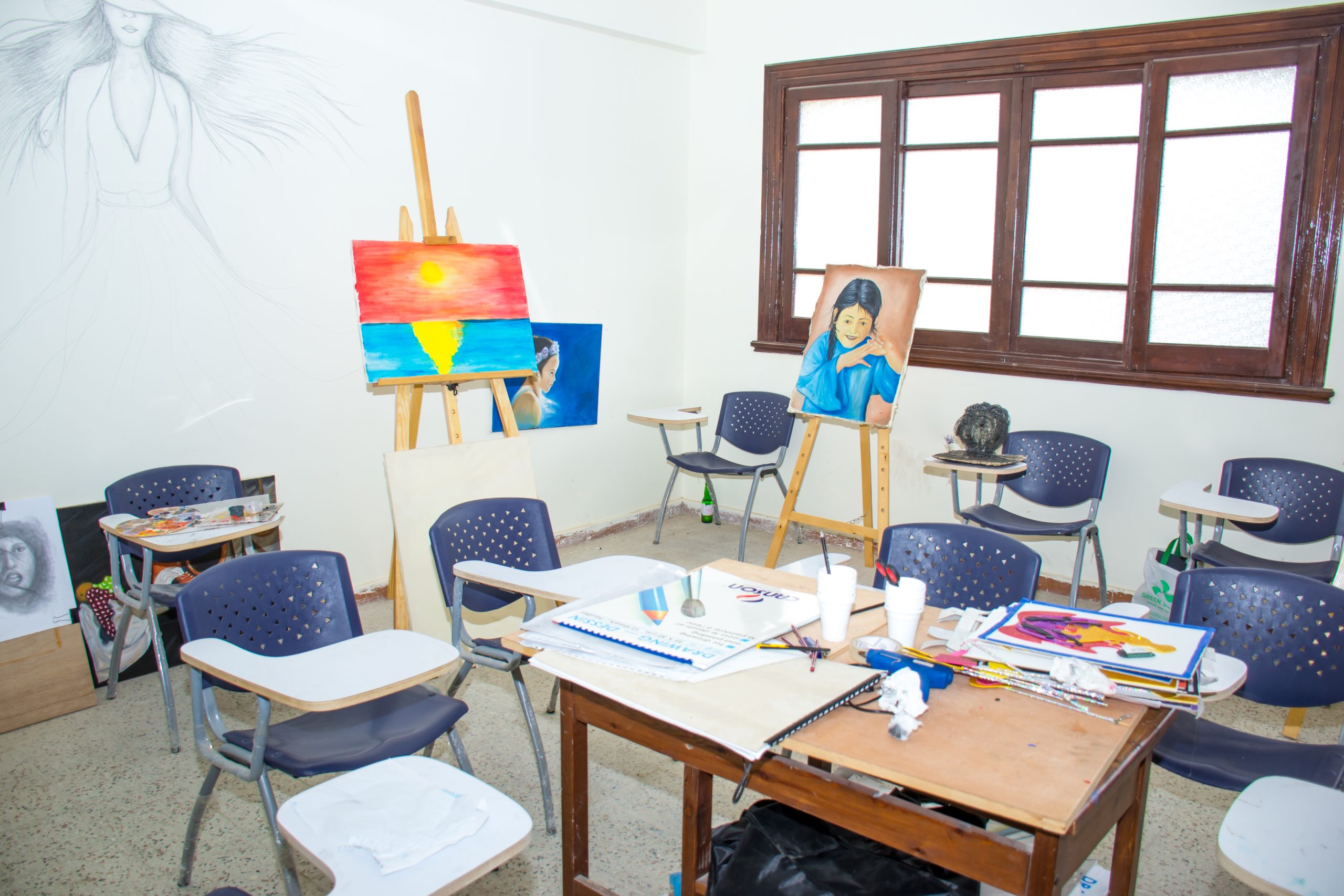 غرفة الرسم - معهد العجمى العالى للعلوم الادارية
